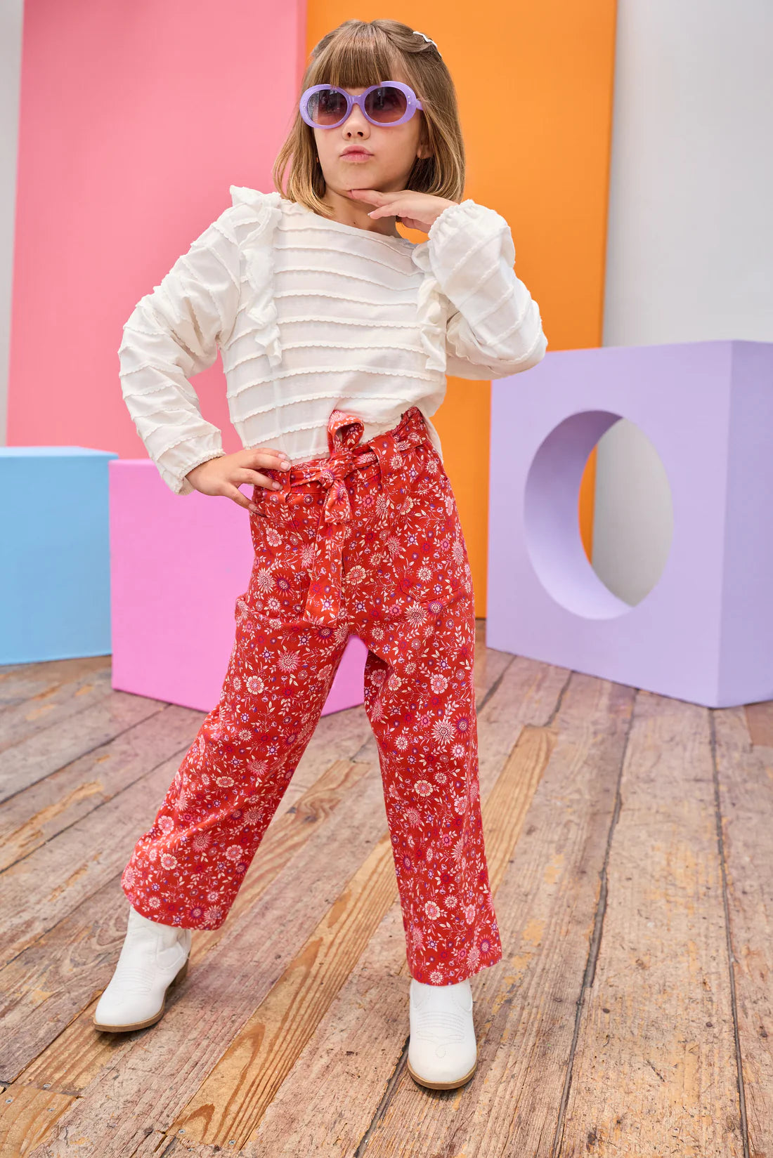 RUFFLE BLOUSE WHITE SCALLOP