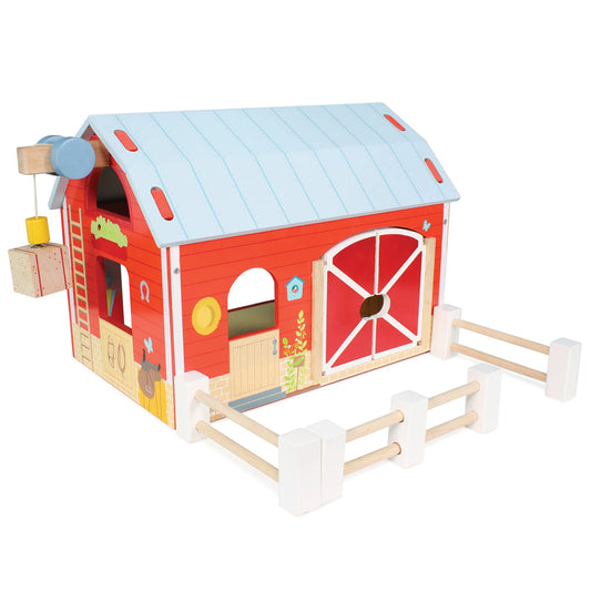 FARMYARD ANIMAL BARN