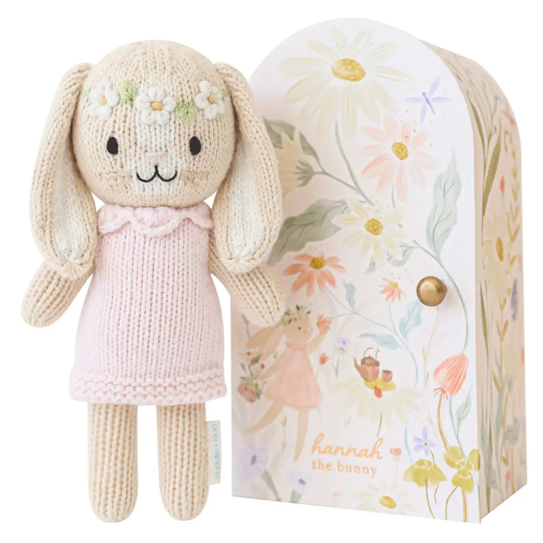 TINY BOXED CUDDLE & KIND
